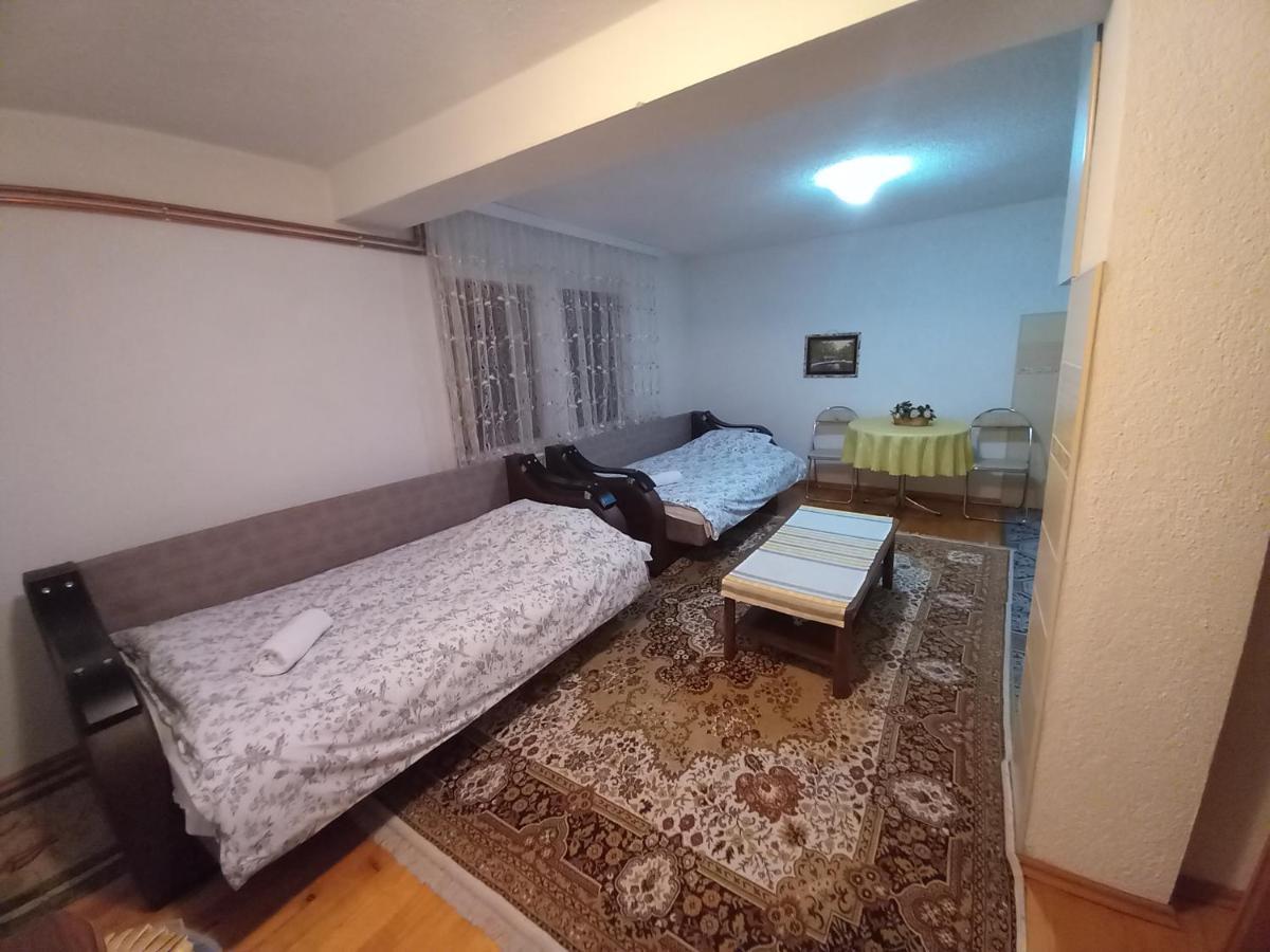 פלאב Apartment Little Village מראה חיצוני תמונה
