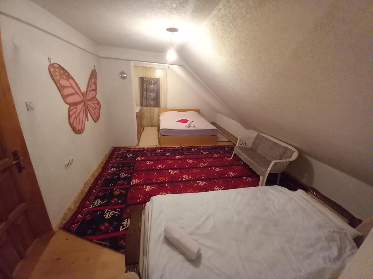 פלאב Apartment Little Village מראה חיצוני תמונה