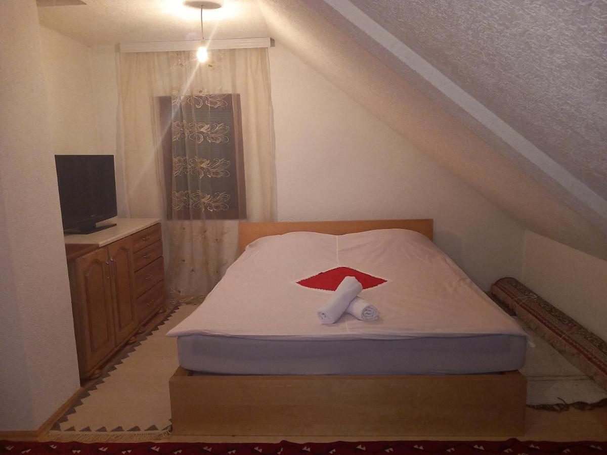 פלאב Apartment Little Village מראה חיצוני תמונה