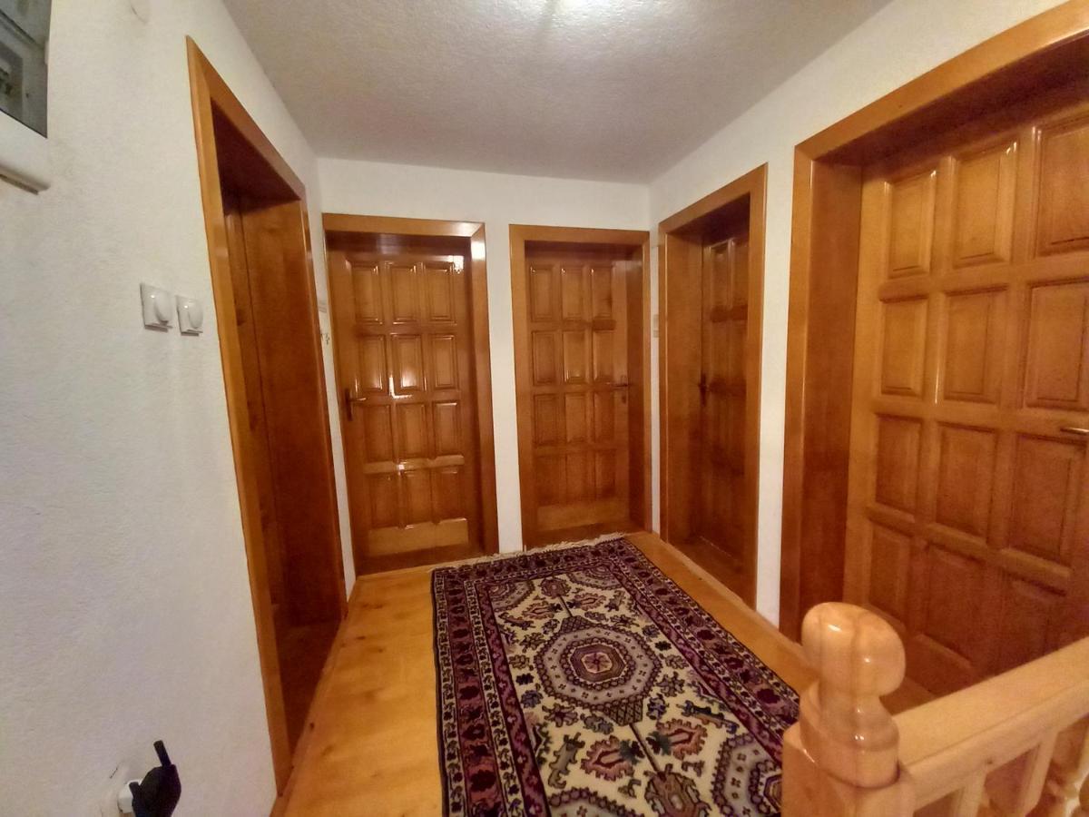 פלאב Apartment Little Village מראה חיצוני תמונה