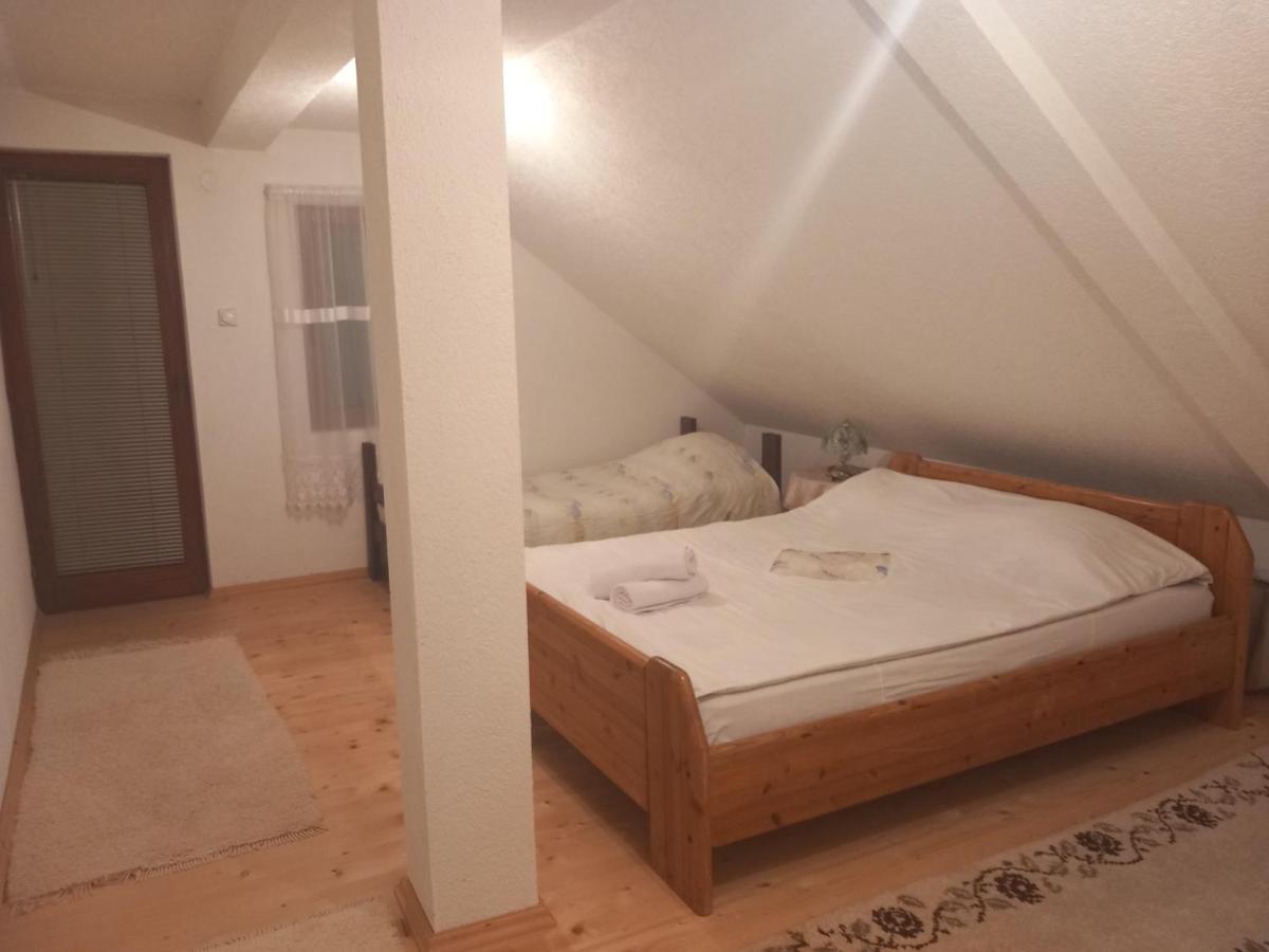 פלאב Apartment Little Village מראה חיצוני תמונה