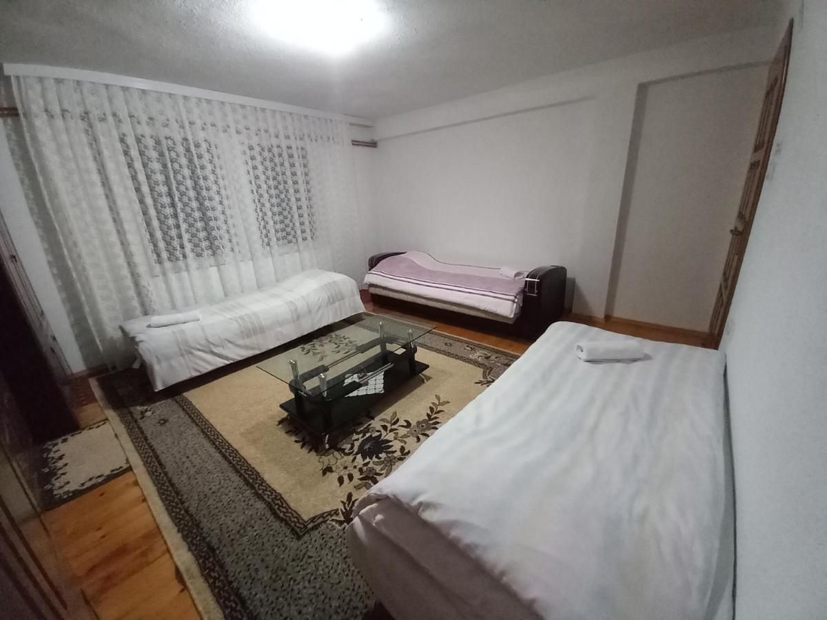 פלאב Apartment Little Village מראה חיצוני תמונה